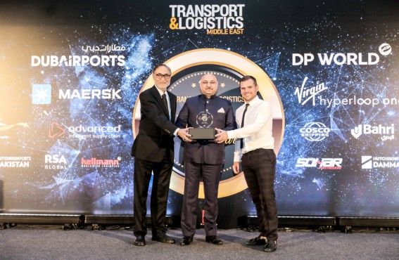 Trophy presentation at the Transport & Logistics Middle East Awards 2018
